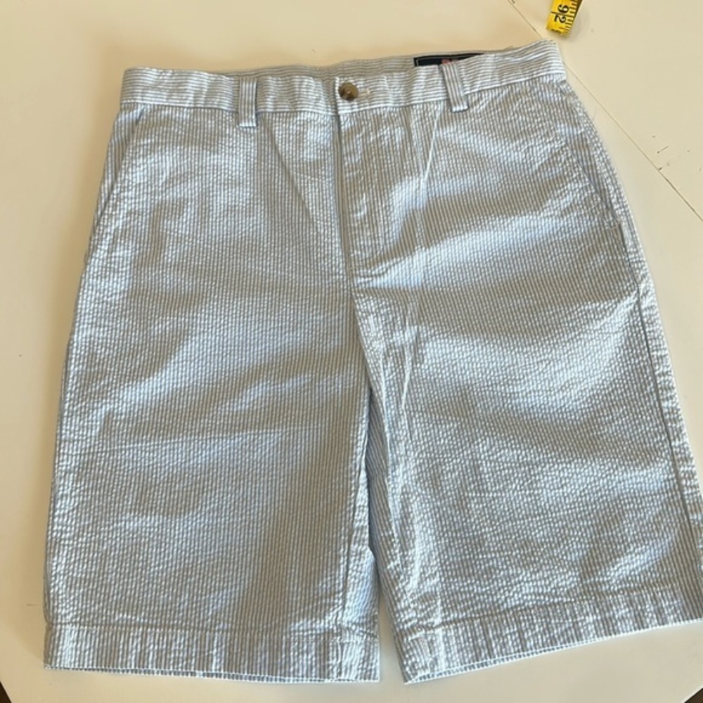 Vineyard vines, boys shorts size 16